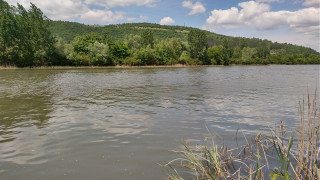 Река Искар