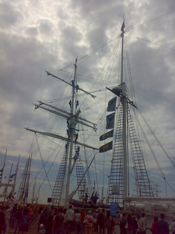 24052010400